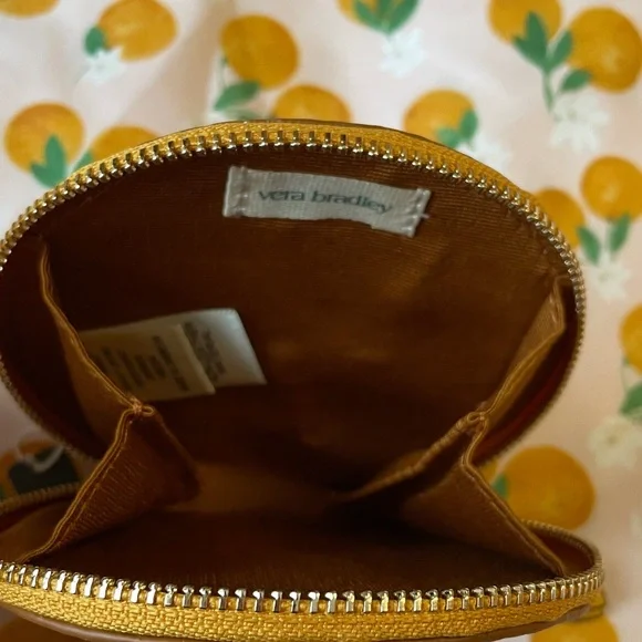 Vera Bradley Bee Design Yellow Coin Purse🐝🌻🐝 - Picture 9 of 12